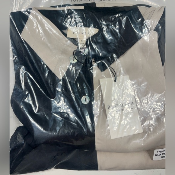 VICI dolls Laine Waist Tie Colorblock Romper Medium left - Picture 6 of 7